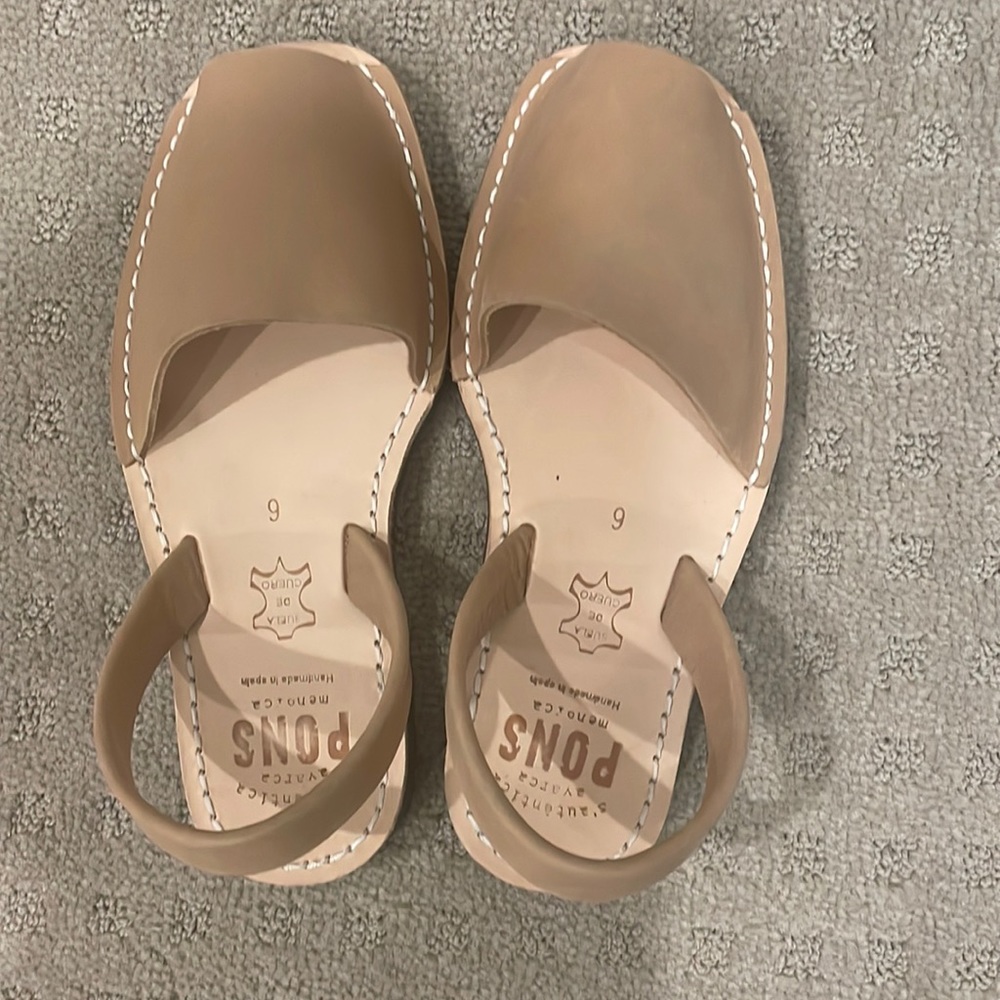 Like New Authentic Arvarcas Pons